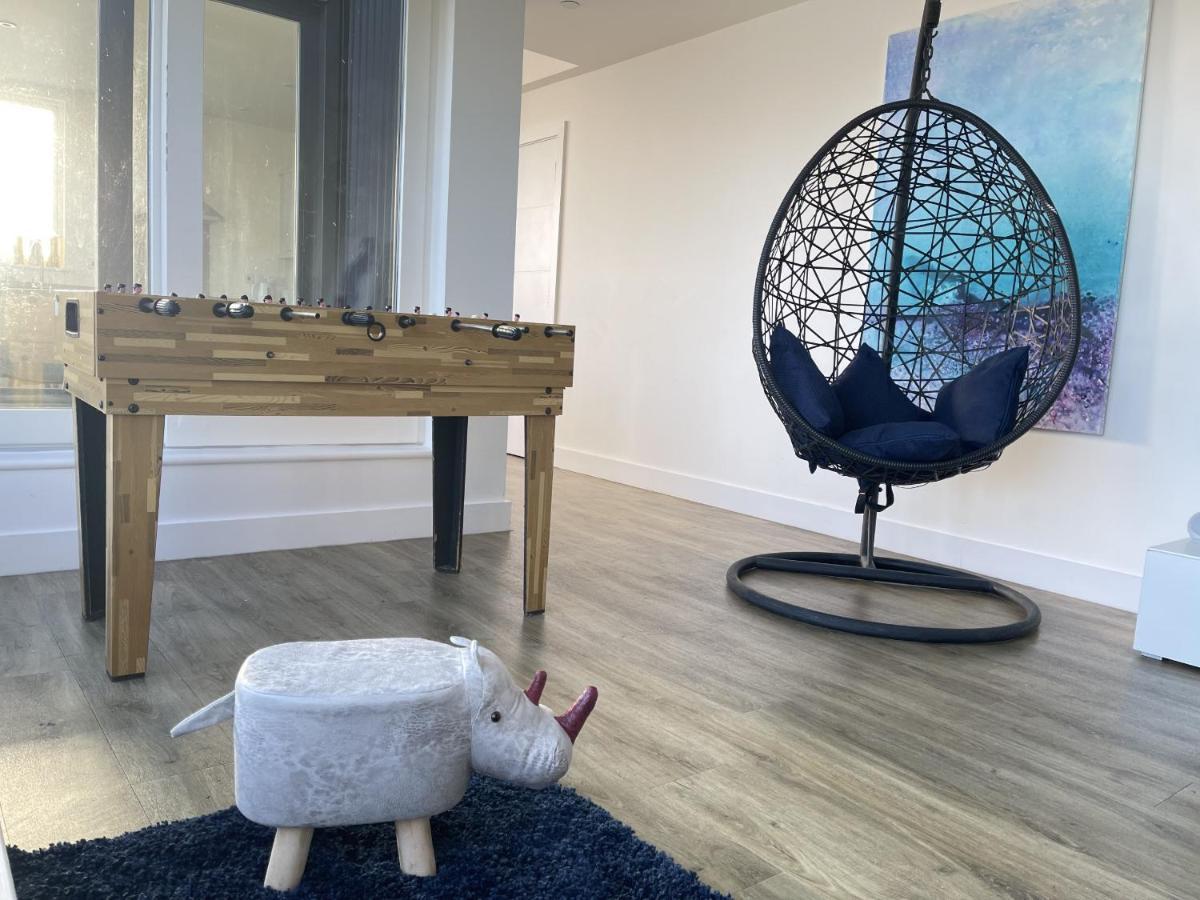 City Centre, Sleeps 7, Stunning Views & Parking, Interconnected Rooms Long Stay Work Contractor Leisure, Diamond Penthouse CBG エクステリア 写真