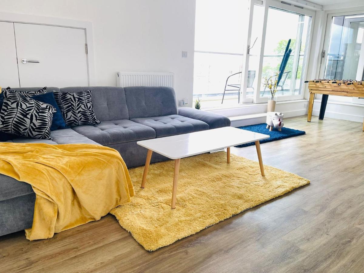 City Centre, Sleeps 7, Stunning Views & Parking, Interconnected Rooms Long Stay Work Contractor Leisure, Diamond Penthouse CBG エクステリア 写真