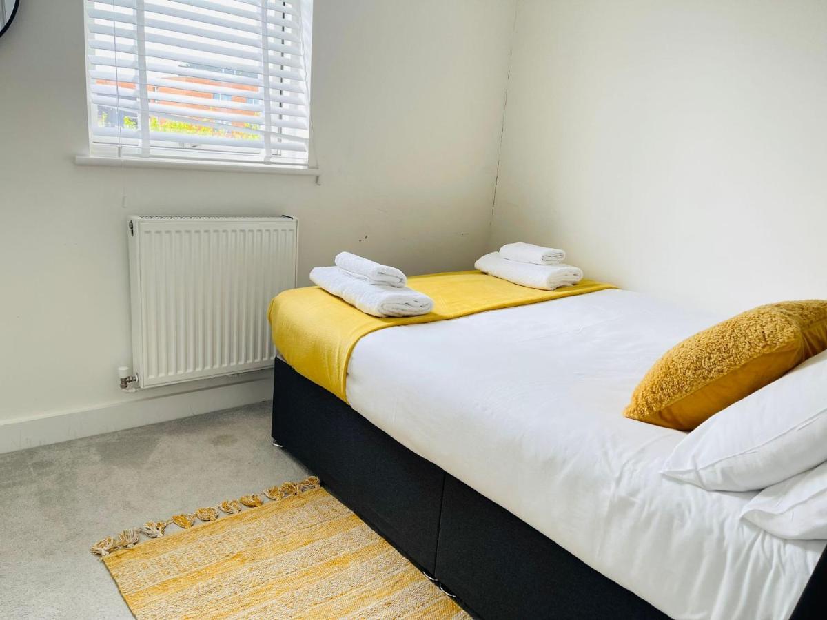 City Centre, Sleeps 7, Stunning Views & Parking, Interconnected Rooms Long Stay Work Contractor Leisure, Diamond Penthouse CBG エクステリア 写真
